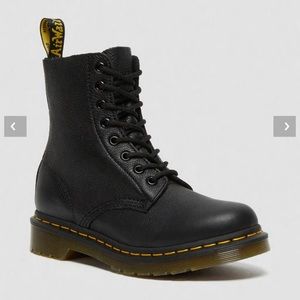 Dr. Martens Pascal Boots